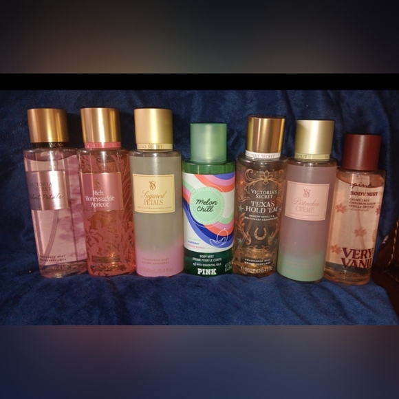 Victoria's Secret Pink and Gold Body Wash